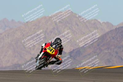 media/Oct-03-2022-Moto Forza (Mon) [[5f077a3730]]/Intermediate Group/Session 4 (Turn 9)/